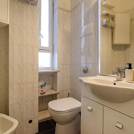 Апартаменты Quiet Just Minutes From The Center *